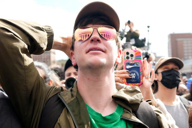 Pro-Palestinian and pro-Israeli protesters at Columbia University stand shoulder-to-shoulder to see Speaker Mike Johnson speak on campus on April 24, 2024, in New York City.